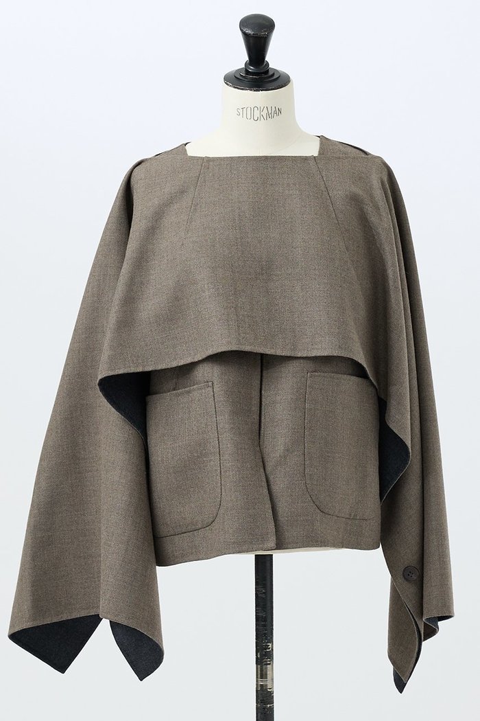 【デザイン ワークス/DESIGN WORKS】のダブルフェイスケープ&ベスト インテリア・キッズ・メンズ・レディースファッション・服の通販 founy(ファニー) https://founy.com/ ファッション Fashion レディースファッション Fashion for Women アウター Coat / Outerwear Collection コート・ロングコート・ピーコート Long Coats, Peacoats & More おすすめ Recommended / Our Picks コンパクト Compact, Small Size ショート Short, Short Length タートルネック Turtleneck, High Neck ダブル Double, Double-Breasted フェイス Face, Facial Design ベスト Vest, Waistcoat リバーシブル Reversible, Two-Sided エレガント 上品 Elegant |ID: prp329100004694278 ipo3291000000035869442