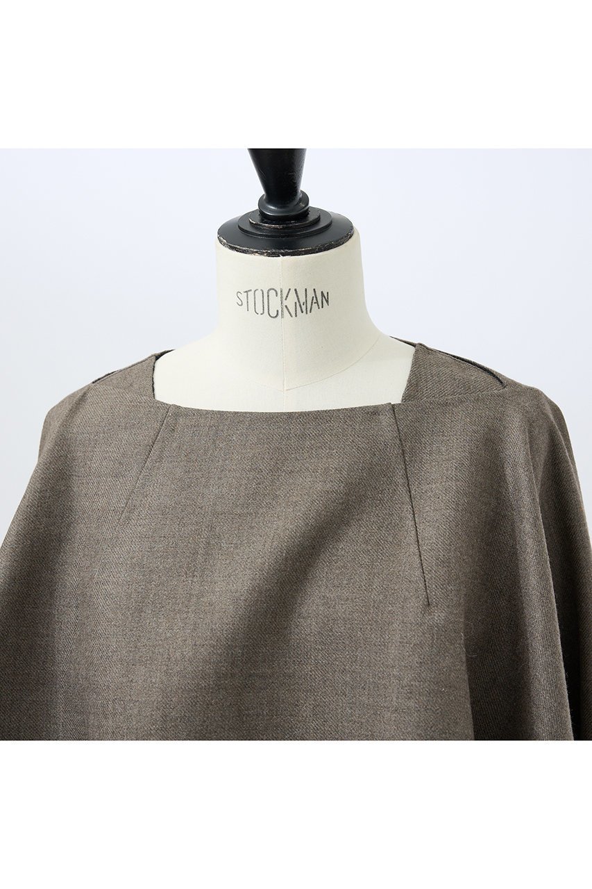 【デザイン ワークス/DESIGN WORKS】のダブルフェイスケープ&ベスト 人気、トレンドファッション・服の通販 founy(ファニー) 　ファッション　Fashion　レディースファッション　Fashion for Women　アウター　Coat / Outerwear Collection　コート・ロングコート・ピーコート　Long Coats, Peacoats & More　おすすめ　Recommended / Our Picks　コンパクト　Compact, Small Size　ショート　Short, Short Length　タートルネック　Turtleneck, High Neck　ダブル　Double, Double-Breasted　フェイス　Face, Facial Design　ベスト　Vest, Waistcoat　リバーシブル　Reversible, Two-Sided　エレガント 上品　Elegant　other-3|ID: prp329100004694278 ipo3291000000035869445