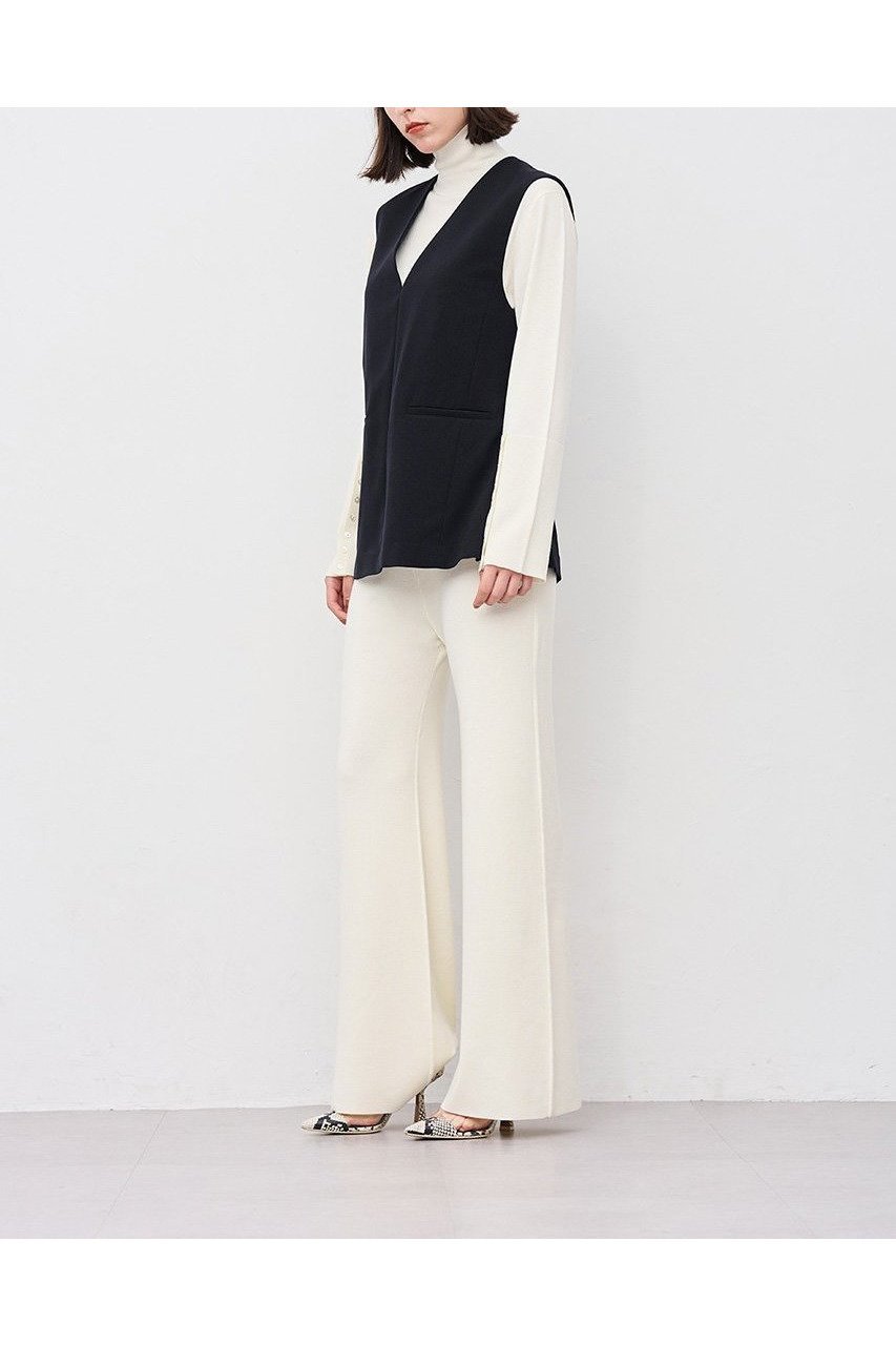 【アンクレイヴ/uncrave】のウォッシャブルウールライクツイル ジレ 人気、トレンドファッション・服の通販 founy(ファニー) 　ファッション　Fashion　レディースファッション　Fashion for Women　アウター　Coat / Outerwear Collection　レディースジャケット・軽アウター　Jackets　シェイプ　Shape, Slim Fit　シャンブレー　Chambray, Denim-Like Fabric　ジャケット　Jacket, Outerwear　スリット　Slit, Slit Detail　ツイル　Twist, Twisted Detail　ベスト　Vest, Waistcoat　レギュラー　Regular, Standard Fit　定番　Standard, Basic Item　新作・新入荷　New Arrivals / New In　other-2|ID: prp329100004696698 ipo3291000000033916960