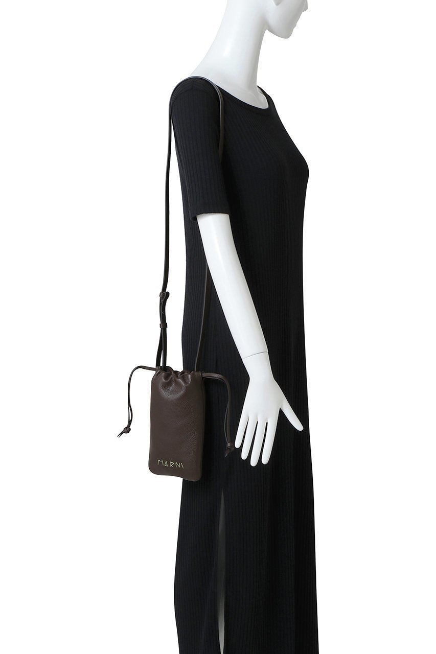 【マルニ/MARNI】のMARNI MENDING 巾着スマホポシェット 人気、トレンドファッション・服の通販 founy(ファニー) 　ファッション　Fashion　レディースファッション　Fashion for Women　ユニセックス　Unisex, Genderless　ショルダー　Shoulder, Shoulder Strap　スタイリッシュ　Stylish, Fashionable　フォルム　Silhouette, Form　ポシェット　Pochette, Mini Bag　ロング　Long, Long-Length　巾着　Drawstring Bag, Kinchaku　新作・新入荷　New Arrivals / New In　旅行　Travel　other-2|ID: prp329100004696731 ipo3291000000033917204
