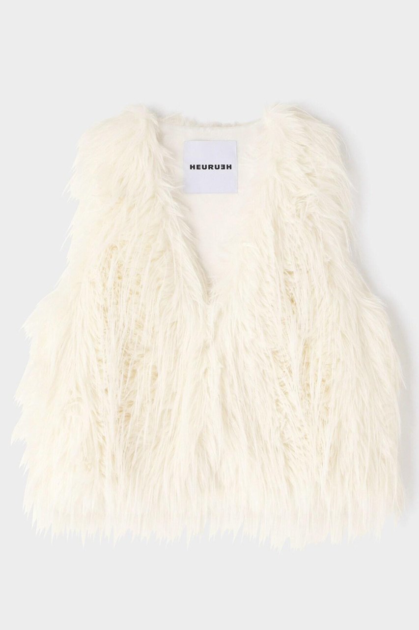【ル フィル/LE PHIL】のNEW MADISON VEST インテリア・キッズ・メンズ・レディースファッション・服の通販 founy(ファニー) 　ファッション　Fashion　レディースファッション　Fashion for Women　トップス・カットソー　Cut & Sew Tops　ニット　Knit Tops & Sweaters　ベスト&ジレ / 重ね着スタイル　Vests & Gilets　カジュアルプルオーバー・ニットトップス　Pullovers & Knit Tops / Casual Pullovers　ショート　Short, Short Length　スタンダード　Standard, Basic　フィット　Fit, Slim Fit　フェイクファー　Faux Fur, Imitation Fur　ベスト　Vest, Waistcoat　リュクス　Luxury, Elegant, High-End, Chic　エレガント 上品　Elegant　A/W・秋冬　Autumn/Winter　ホワイト|ID: prp329100004696818 ipo3291000000033917799