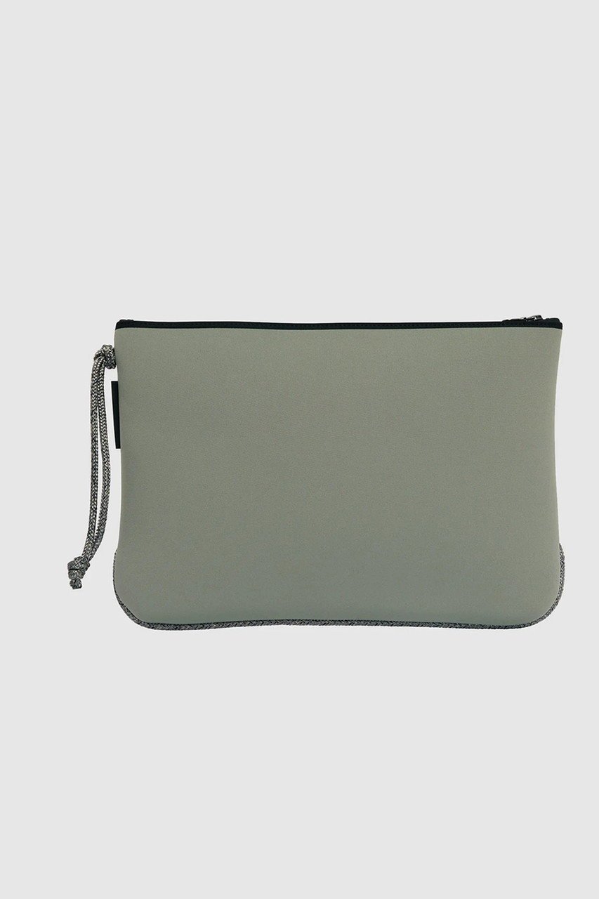 【ステイトオブエスケープ/STATE OF ESCAPE】のEveryday pouch large エブリデイポーチ ラージ 人気、トレンドファッション・服の通販 founy(ファニー) 　ファッション　Fashion　レディースファッション　Fashion for Women　ポーチ&ミニバッグ　Pouches & Mini Bags　スマート　Smart, Elegant　スリム　Slim, Slim Fit　ビジネス 仕事 通勤　Business / Work / Commuting　フラット　Flat, Flat Shoes　ポーチ　Pouch, Small Case　新作・新入荷　New Arrivals / New In　other-3|ID: prp329100004698321 ipo3291000000033926827