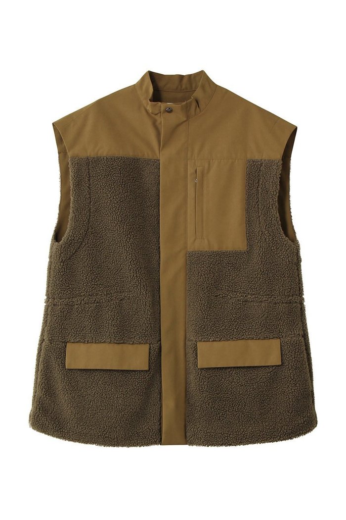 【ヴァシュモン/VACHEMENT】のリサイクルシェルタフタ×ボアベスト インテリア・キッズ・メンズ・レディースファッション・服の通販 founy(ファニー) https://founy.com/ ファッション Fashion レディースファッション Fashion for Women アウター Coat / Outerwear Collection レディースジャケット・軽アウター Jackets ジャケット Jacket, Outerwear ストレート Straight, Straight Cut タフタ Taffeta, Structured Fabric ドッキング Docking, Mixed Material ドローストリング Drawstring, Pull Cord フロント Front, Front Design ベスト Vest, Waistcoat ポケット Pocket, Pocket Detail 定番 Standard, Basic Item |ID: prp329100004698327 ipo3291000000036085366