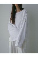 【エトレトウキョウ/ETRE TOKYO】のカットオフカフスロンTee 人気、トレンドファッション・服の通販 founy(ファニー) ファッション Fashion レディースファッション Fashion for Women トップス・カットソー Cut & Sew Tops シャツ・ブラウス・オフィスカジュアル Elegant Blouses & Button-Ups ロングTシャツ・Tシャツ Longline T-Shirts & Tees カットソー・ベーシックTシャツ Cut-and-Sewn Tops / Stretch Tees & Basics カフス Cuff Design シンプル Simple, Minimal ジャカード／ジャガード Jacquard, Woven Pattern スリット Slit, Slit Detail スリーブ Sleeve, Long Sleeve / Short Sleeve なめらか Smooth, Silky Texture リラックス Relax, Relaxed Fit ロング Long, Long-Length 新作・新入荷 New Arrivals / New In |ID:prp329100004699908