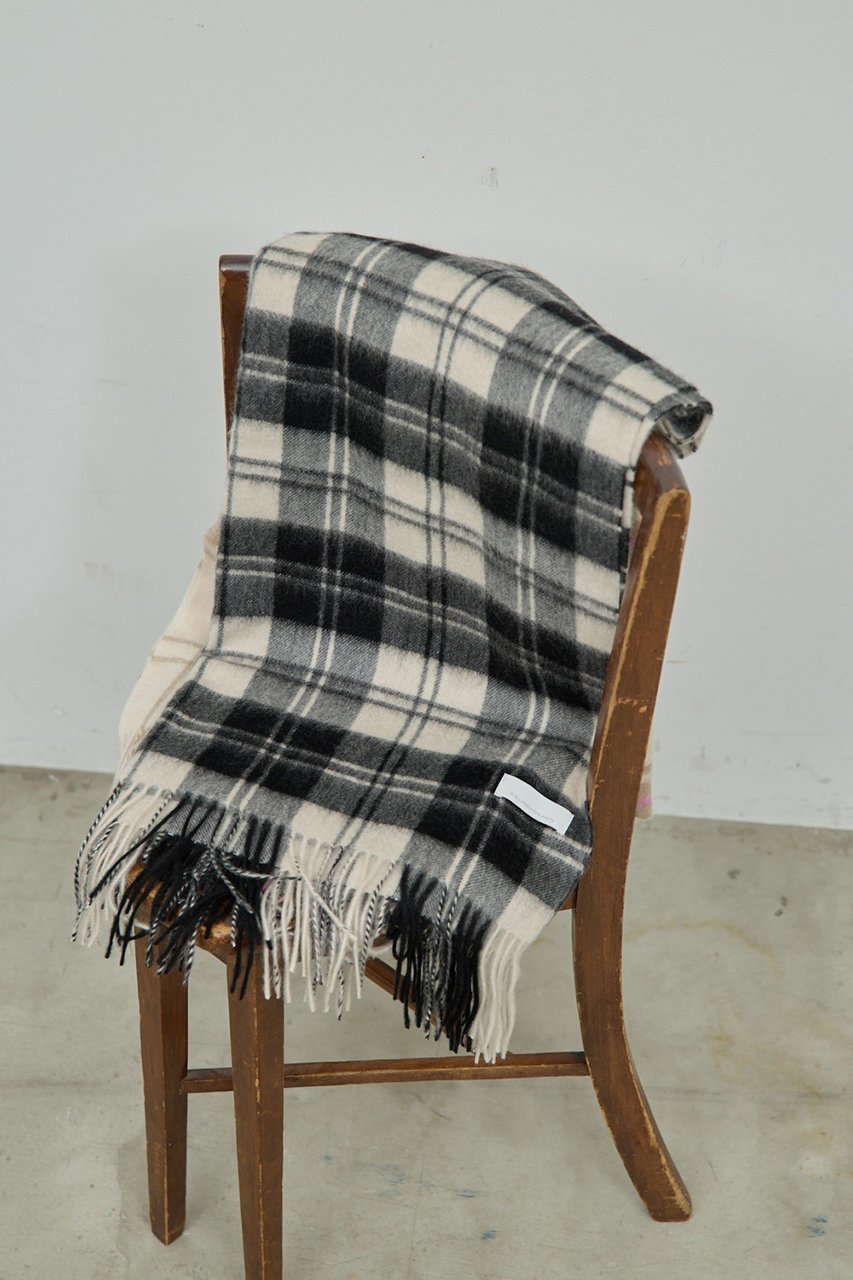 【ガリャルダガランテ/GALLARDAGALANTE】のチェックカシミヤストール 人気、トレンドファッション・服の通販 founy(ファニー) 　ファッション　Fashion　レディースファッション　Fashion for Women　ストール　Soft & Warm Scarves　マフラー・スヌード / 冬小物の定番　Scarves & Mufflers　ストール　Stole, Wrap　チェック　Check, Plaid, Tartan　トレンド　Trend, Trending Now　フリンジ　Fringe, Tassel　マフラー　Scarf, Muffler　other-7|ID: prp329100004699941 ipo3291000000035381579