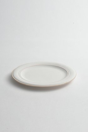 【ミシンポタリークリエーション/MISHIM POTTERY CREATION / GOODS】 StiLL ラウンド プレート L人気、トレンドファッション・服の通販 founy(ファニー) シンプル Simple, Minimal テーブル Table, Dining Table ハンド Hand, Handmade プレート Plate, Dish ラウンド Round, Round Neck おすすめ Recommended / Our Picks ギフト プレゼント Gift / Present ホーム・キャンプ・アウトドア・お取り寄せ Home Living / Home & Lifestyle / Camping Gear / Outdoor Camping キッチン・ダイニング Kitchen & Dining Essentials. Stylish & Functional Tableware キッチン家電・キッチン用品 Kitchen Appliances & Tools |ID:prp329100004700031