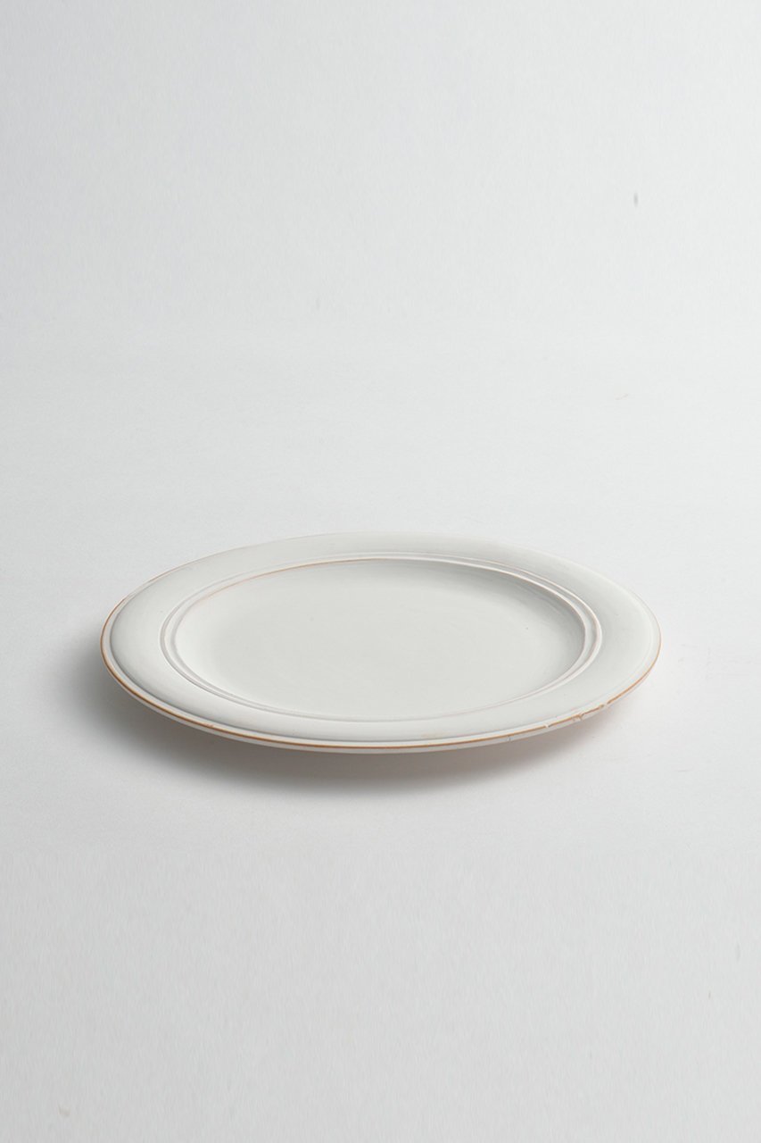 【ミシンポタリークリエーション/MISHIM POTTERY CREATION / GOODS】のStiLL ラウンド プレート L インテリア・キッズ・メンズ・レディースファッション・服の通販 founy(ファニー) 　シンプル　Simple, Minimal　テーブル　Table, Dining Table　ハンド　Hand, Handmade　プレート　Plate, Dish　ラウンド　Round, Round Neck　おすすめ　Recommended / Our Picks　ギフト プレゼント　Gift / Present　ホーム・キャンプ・アウトドア・お取り寄せ　Home Living / Home & Lifestyle / Camping Gear / Outdoor Camping　キッチン・ダイニング　Kitchen & Dining Essentials. Stylish & Functional Tableware　キッチン家電・キッチン用品　Kitchen Appliances & Tools　胡粉(シロ)|ID: prp329100004700031 ipo3291000000035381733