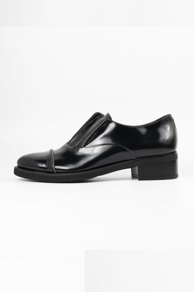 【ルカグロッシ/LucaGrossi】 スタッズシューズ人気、トレンドファッション・服の通販 founy(ファニー) ファッション Fashion レディースファッション Fashion for Women おすすめ Recommended / Our Picks イタリア Italy ガラス Glass, Glassware チェーン Chain, Chain Strap パターン Pattern, Design Print ワーク Workwear, Utility Style |ID:prp329100004701654
