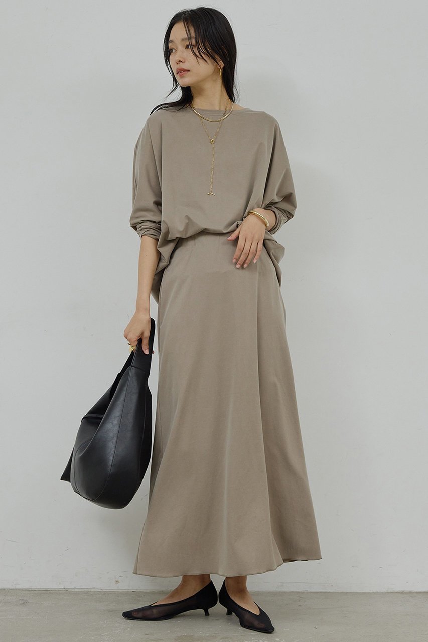 【ガリャルダガランテ/GALLARDAGALANTE】の【セットアップ対応】キュプラジャージードルマンプルオーバー 人気、トレンドファッション・服の通販 founy(ファニー) 　ファッション　Fashion　レディースファッション　Fashion for Women　トップス・カットソー　Cut & Sew Tops　シャツ・ブラウス・オフィスカジュアル　Elegant Blouses & Button-Ups　ロングTシャツ・Tシャツ　Longline T-Shirts & Tees　カジュアルプルオーバー・ニットトップス　Pullovers & Knit Tops / Casual Pullovers　カットソー・ベーシックTシャツ　Cut-and-Sewn Tops / Stretch Tees & Basics　とろみ　Fluid, Flowy Fabric　キュプラ　Cupro, Eco Fabric　シンプル　Simple, Minimal　スラックス　Slacks, Dress Pants　スリーブ　Sleeve, Long Sleeve / Short Sleeve　セットアップ　Set-Up, Coordinated Outfit　デニム　Denim, Jeans Material　ロング　Long, Long-Length　エレガント 上品　Elegant　other-3|ID: prp329100004703256 ipo3291000000035638244