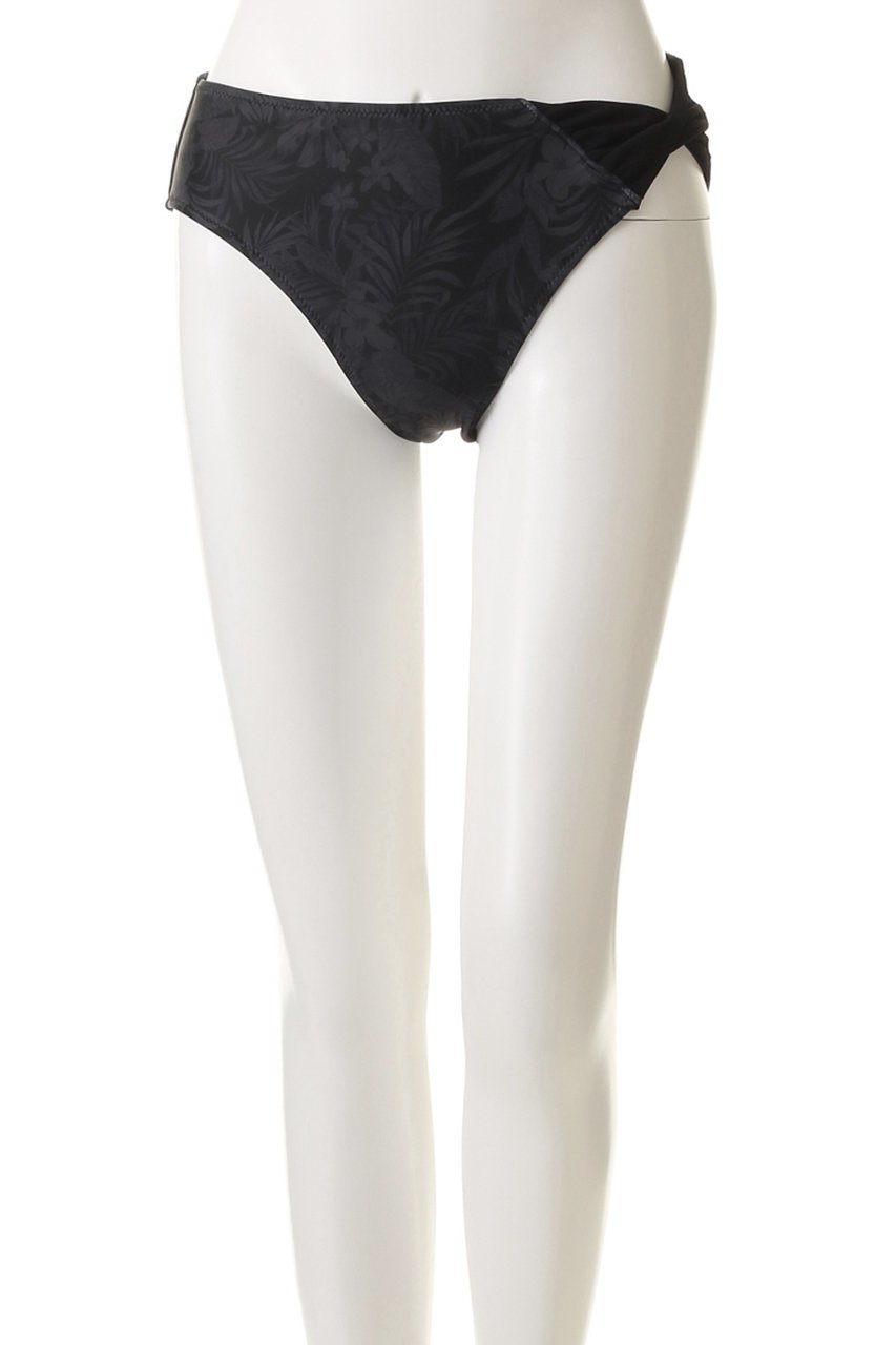 【レイール/Reir】の【San-ai Resort】ワコール定番商品カップ使用 GHIカップ対応 ドレープワイヤーキャミ水着 人気、トレンドファッション・服の通販 founy(ファニー) 　ファッション　Fashion　レディースファッション　Fashion for Women　水着　Swimwear　レディース水着・ビーチウェア　Swimwear & Beachwear　2025年　2025　2025-2026秋冬・A/W　Autumn/Winter 2025–26 AW25–26　キャミ　Camisole, Cami Top　ギャザー　Gathered, Ruffled　クール　Cool, Chic　ショーツ　Shorts, Short Pants　ストレッチ　Stretch, Stretchy Fabric　スポーツ　Sports, Activewear　ドレープ　Drape, Draping Fabric　ビキニ　Bikini, Two-Piece Swimsuit　プリント　Print, Printed Pattern　リゾート　Resort, Vacation Style　リーフ　Leaf, Botanical Leaf　ワイヤー　Wire, Wired Bra　定番　Standard, Basic Item　水着　Swimsuit, Swimwear　A/W・秋冬　Autumn/Winter　other-7|ID: prp329100004703360 ipo3291000000033963818