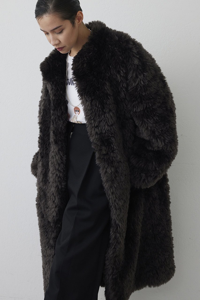 【ウィムガゼット/Whim Gazette】の【THE PAUSE】フェイクファーロングコート 人気、トレンドファッション・服の通販 founy(ファニー) 　ファッション　Fashion　レディースファッション　Fashion for Women　アウター　Coat / Outerwear Collection　コート・ロングコート・ピーコート　Long Coats, Peacoats & More　シンプル　Simple, Minimal　スタンド　Stand Collar, Upright Stand　バランス　Balance, Style Balance　ボンディング　Bonding, Bonded Fabric　ランダム　Random, Irregular　ロング　Long, Long-Length　新作・新入荷　New Arrivals / New In　other-6|ID: prp329100004703572 ipo3291000000033965401