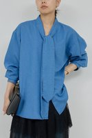 【ガリャルダガランテ/GALLARDAGALANTE】のデニムボウタイブラウス 人気、トレンドファッション・服の通販 founy(ファニー) ファッション Fashion レディースファッション Fashion for Women トップス・カットソー Cut & Sew Tops シャツ・ブラウス・オフィスカジュアル Elegant Blouses & Button-Ups ジャケット Jacket, Outerwear スリーブ Sleeve, Long Sleeve / Short Sleeve デニム Denim, Jeans Material リラックス Relax, Relaxed Fit ルーズ Loose, Oversized ロング Long, Long-Length エレガント 上品 Elegant 新作・新入荷 New Arrivals / New In |ID:prp329100004703579