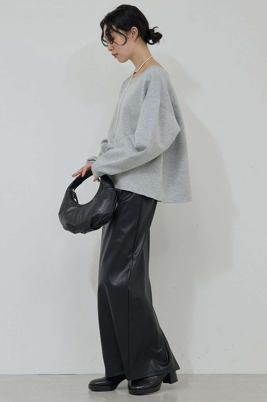 【ガリャルダガランテ/GALLARDAGALANTE】のボートネックスウェット 人気、トレンドファッション・服の通販 founy(ファニー) 　ファッション　Fashion　レディースファッション　Fashion for Women　トップス・カットソー　Cut & Sew Tops　シャツ・ブラウス・オフィスカジュアル　Elegant Blouses & Button-Ups　レディースパーカー・カジュアルフーディー　Casual Hoodies & Sweatshirts　ロングTシャツ・Tシャツ　Longline T-Shirts & Tees　スウェット・クルーネックトップス　Sweatshirts & Crewnecks / Relaxed Fit Sweat Tops　カットソー・ベーシックTシャツ　Cut-and-Sewn Tops / Stretch Tees & Basics　おすすめ　Recommended / Our Picks　ショルダー　Shoulder, Shoulder Strap　スウェット / スエット　Sweatshirt, Sweatwear　デコルテ　Décolleté, Neckline　新作・新入荷　New Arrivals / New In　other-3|ID: prp329100004703586 ipo3291000000033965527