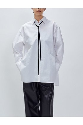 【プルミエ アロンディスモン/1er Arrondissement】 ベロアリボンレギュラーカラーシャツ人気、トレンドファッション・服の通販 founy(ファニー) ファッション Fashion レディースファッション Fashion for Women トップス・カットソー Cut & Sew Tops シャツ・ブラウス・オフィスカジュアル Elegant Blouses & Button-Ups ベロアトップス Velour Tops / Velvet-Look Items なめらか Smooth, Silky Texture カフス Cuff Design グラス Glass, Eyewear ストライプ Stripe, Striped Pattern スリット Slit, Slit Detail スリーブ Sleeve, Long Sleeve / Short Sleeve タイプライター Typewriter Fabric, Crisp Cotton バランス Balance, Style Balance ベルベット Velvet, Velvety モノトーン Monotone, Black and White リボン Ribbon, Bow ロング Long, Long-Length 新作・新入荷 New Arrivals / New In 無地 Plain, Solid Color |ID:prp329100004703587