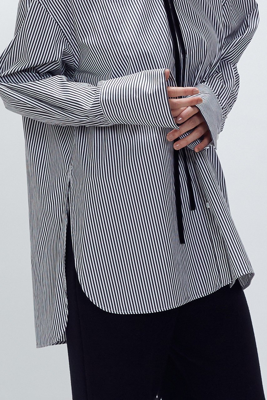 【プルミエ アロンディスモン/1er Arrondissement】のベロアリボンレギュラーカラーシャツ 人気、トレンドファッション・服の通販 founy(ファニー) 　ファッション　Fashion　レディースファッション　Fashion for Women　トップス・カットソー　Cut & Sew Tops　シャツ・ブラウス・オフィスカジュアル　Elegant Blouses & Button-Ups　ベロアトップス　Velour Tops / Velvet-Look Items　なめらか　Smooth, Silky Texture　カフス　Cuff Design　グラス　Glass, Eyewear　ストライプ　Stripe, Striped Pattern　スリット　Slit, Slit Detail　スリーブ　Sleeve, Long Sleeve / Short Sleeve　タイプライター　Typewriter Fabric, Crisp Cotton　バランス　Balance, Style Balance　ベルベット　Velvet, Velvety　モノトーン　Monotone, Black and White　リボン　Ribbon, Bow　ロング　Long, Long-Length　新作・新入荷　New Arrivals / New In　無地　Plain, Solid Color　other-3|ID: prp329100004703587 ipo3291000000033965537