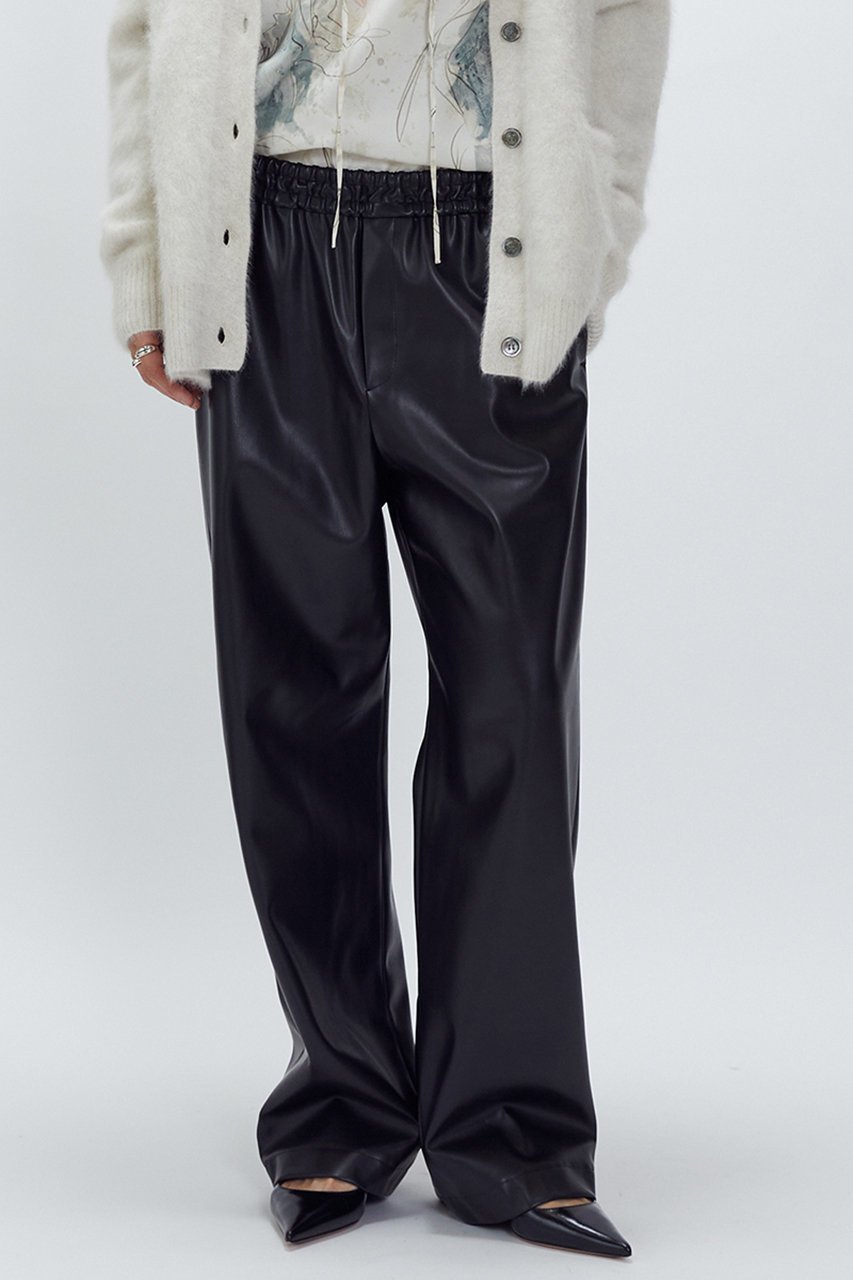 【プルミエ アロンディスモン/1er Arrondissement】のフェイクレザーパンツ 人気、トレンドファッション・服の通販 founy(ファニー) ファッション Fashion レディースファッション Fashion for Women パンツ Pants & Trousers ストレート Straight, Straight Cut スピンドル Spindle, Drawcord フェイクレザー Faux Leather, PU Leather リラックス Relax, Relaxed Fit 再入荷 Restock / Back in Stock other-2|ID: prp329100004703590 ipo3291000000035903399