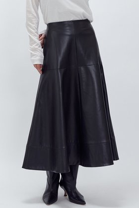 【プルミエ アロンディスモン/1er Arrondissement】 フェイクレザースカート人気、トレンドファッション・服の通販 founy(ファニー) ファッション Fashion レディースファッション Fashion for Women スカート Skirts ロングスカート Long Skirts / Maxi & Midi Skirts フェイクレザー Faux Leather, PU Leather フレア Flare, Flared ブルゾン Blouson, Bomber Jacket ロング Long, Long-Length 新作・新入荷 New Arrivals / New In |ID:prp329100004703592
