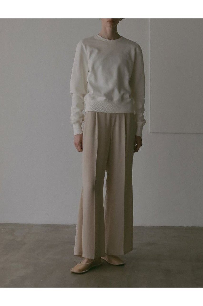 【ハー/HER.】の【9/25 12:00販売開始】コンパクトスウェットプルオーバー 人気、トレンドファッション・服の通販 founy(ファニー) 　ファッション　Fashion　レディースファッション　Fashion for Women　トップス・カットソー　Cut & Sew Tops　シャツ・ブラウス・オフィスカジュアル　Elegant Blouses & Button-Ups　レディースパーカー・カジュアルフーディー　Casual Hoodies & Sweatshirts　ロングTシャツ・Tシャツ　Longline T-Shirts & Tees　カジュアルプルオーバー・ニットトップス　Pullovers & Knit Tops / Casual Pullovers　スウェット・クルーネックトップス　Sweatshirts & Crewnecks / Relaxed Fit Sweat Tops　カットソー・ベーシックTシャツ　Cut-and-Sewn Tops / Stretch Tees & Basics　コンパクト　Compact, Small Size　スウェット / スエット　Sweatshirt, Sweatwear　新作・新入荷　New Arrivals / New In　other-2|ID: prp329100004704548 ipo3291000000033973362
