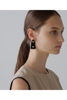 【アドーア/ADORE】のレザーフープイヤリング 人気、トレンドファッション・服の通販 founy(ファニー) ファッション Fashion レディースファッション Fashion for Women ジュエリー Jewelry ファッションリング Fashion Rings イヤリング・フープ・ドロップタイプ Hoop, Drop & Clip Earrings イヤリング Earrings シンプル Simple, Minimal フープ Hoop, Hoop Earrings 新作・新入荷 New Arrivals / New In |ID:prp329100004705543