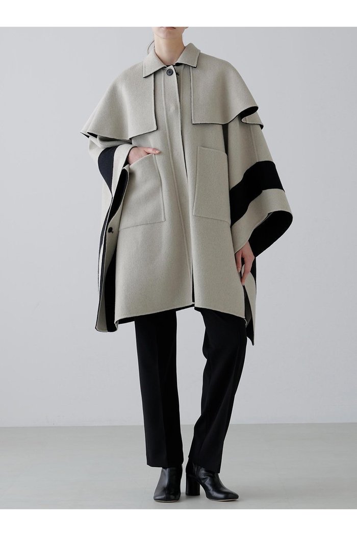 【アドーア/ADORE】のCa混2TONEリバーケープコート インテリア・キッズ・メンズ・レディースファッション・服の通販 founy(ファニー) https://founy.com/ ファッション Fashion レディースファッション Fashion for Women アウター Coat / Outerwear Collection コート・ロングコート・ピーコート Long Coats, Peacoats & More シンプル Simple, Minimal ジャケット Jacket, Outerwear ロング Long, Long-Length 別注 Limited Edition, Custom Order |ID: prp329100004705598 ipo3291000000033983772