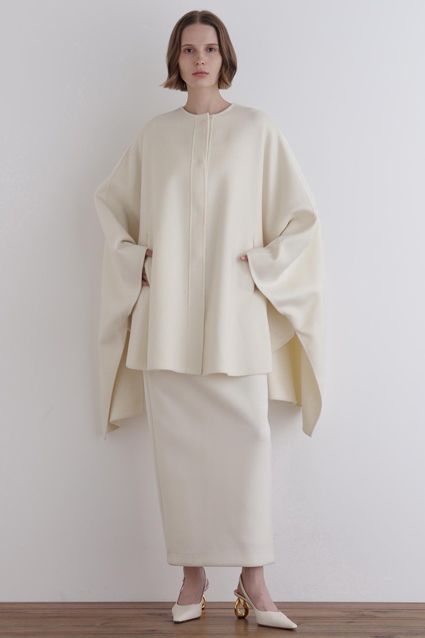 【ル フィル/LE PHIL】のピュアカシミアケープ 人気、トレンドファッション・服の通販 founy(ファニー) 　ファッション　Fashion　レディースファッション　Fashion for Women　アウター　Coat / Outerwear Collection　レディースジャケット・軽アウター　Jackets　おすすめ　Recommended / Our Picks　インナー　Innerwear　ジャケット　Jacket, Outerwear　スタンダード　Standard, Basic　ポンチョ　Poncho, Cape Style　リバーシブル　Reversible, Two-Sided　リラックス　Relax, Relaxed Fit　other-3|ID: prp329100004705632 ipo3291000000035393438