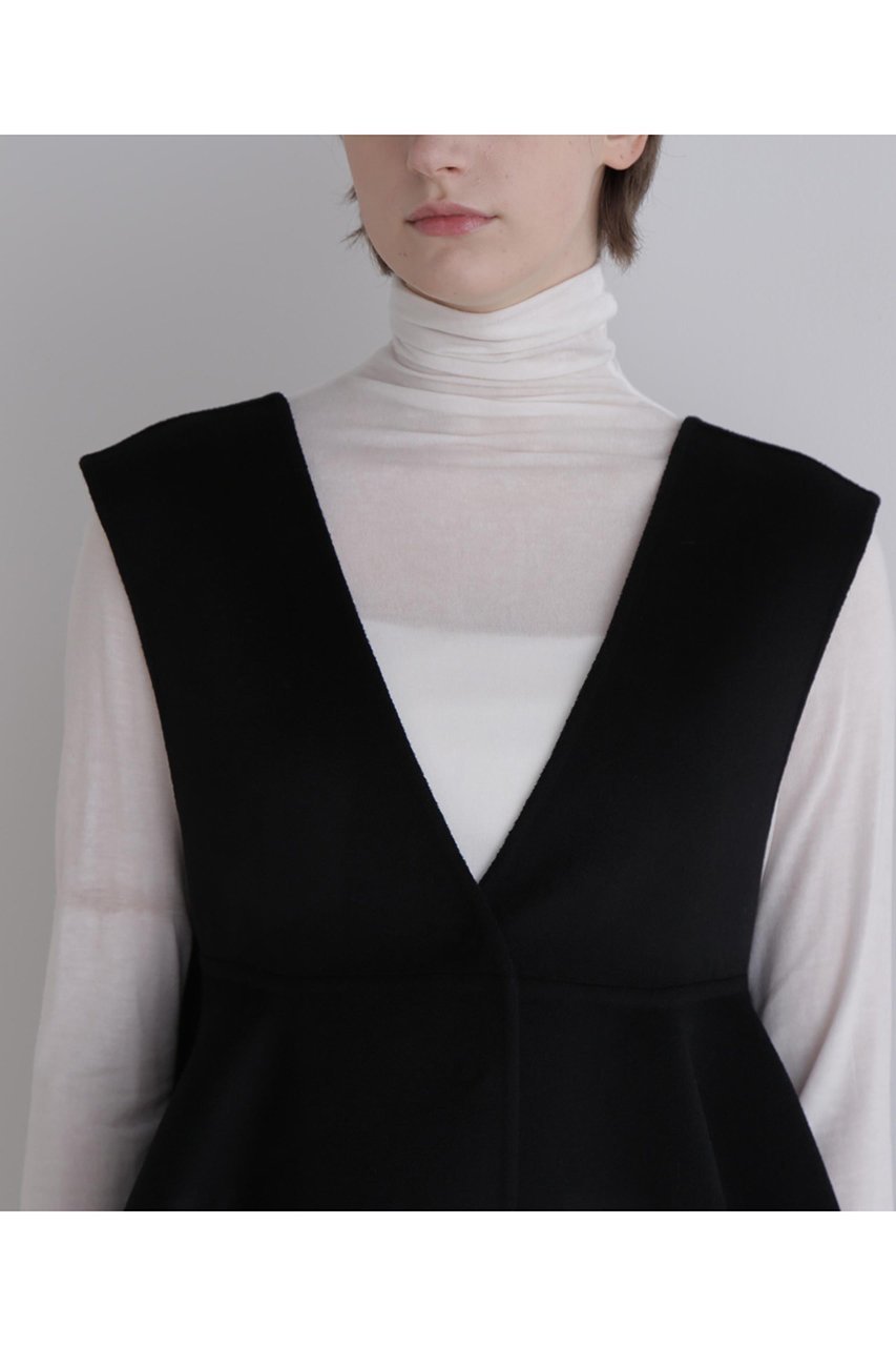 【ル フィル/LE PHIL】のピュアカシミアショートペプラムジレ 人気、トレンドファッション・服の通販 founy(ファニー) 　ファッション　Fashion　レディースファッション　Fashion for Women　アウター　Coat / Outerwear Collection　レディースジャケット・軽アウター　Jackets　カーディガン　Cardigan, Knitwear　ジャケット　Jacket, Outerwear　スタンダード　Standard, Basic　フレア　Flare, Flared　ラグジュアリー　Luxury, Elegant　リバーシブル　Reversible, Two-Sided　新作・新入荷　New Arrivals / New In　other-6|ID: prp329100004705633 ipo3291000000033984071