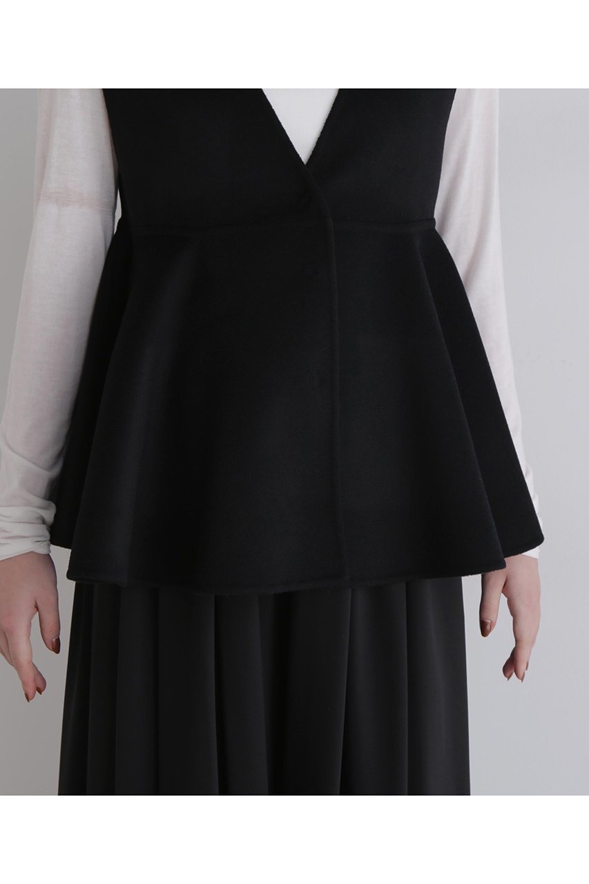 【ル フィル/LE PHIL】のピュアカシミアショートペプラムジレ 人気、トレンドファッション・服の通販 founy(ファニー) 　ファッション　Fashion　レディースファッション　Fashion for Women　アウター　Coat / Outerwear Collection　レディースジャケット・軽アウター　Jackets　カーディガン　Cardigan, Knitwear　ジャケット　Jacket, Outerwear　スタンダード　Standard, Basic　フレア　Flare, Flared　ラグジュアリー　Luxury, Elegant　リバーシブル　Reversible, Two-Sided　新作・新入荷　New Arrivals / New In　other-7|ID: prp329100004705633 ipo3291000000033984072