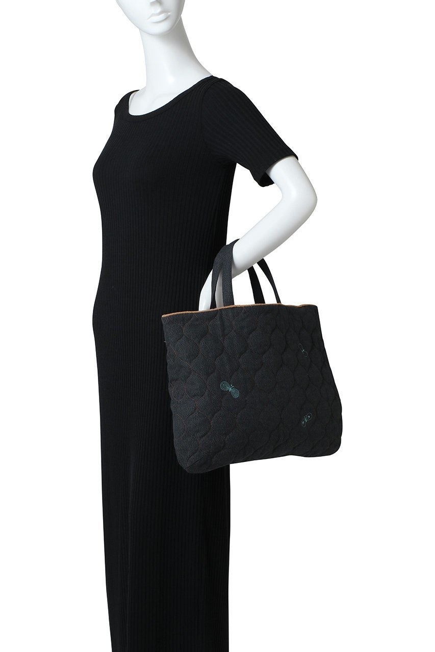【ミナ ペルホネン/mina perhonen / KIDS】の【Kids】famille tote トートバッグ 人気、トレンドファッション・服の通販 founy(ファニー) 　ファッション　Fashion　キッズファッション　Fashion for Kids　キルティング　Quilted, Quilting　スクエア　Square, Square Shape　フォルム　Silhouette, Form　ポーチ　Pouch, Small Case　モチーフ　Motif, Design Theme　新作・新入荷　New Arrivals / New In　other-2|ID: prp329100004705648 ipo3291000000033984191