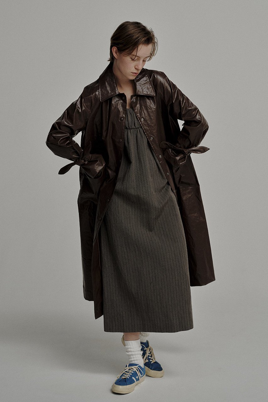 【ウーア/Uhr】のコーティングロングコート 人気、トレンドファッション・服の通販 founy(ファニー) 　ファッション　Fashion　レディースファッション　Fashion for Women　アウター　Coat / Outerwear Collection　コート・ロングコート・ピーコート　Long Coats, Peacoats & More　コーティング　Coating, Coated Finish　シンプル　Simple, Minimal　ロング　Long, Long-Length　other-8|ID: prp329100004705675 ipo3291000000035564246