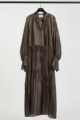 【プルミエ アロンディスモン/1er Arrondissement】 ティアード手絞りプリーツワンピース人気、トレンドファッション・服の通販 founy(ファニー) ファッション Fashion レディースファッション Fashion for Women ワンピース Dresses チュニック Tunic Tops & Dresses エアリー Airy Texture ギャザー Gathered, Ruffled スリーブ Sleeve, Long Sleeve / Short Sleeve チュニック Tunic, Long Top ティアード Tiered, Tiered Style フェミニン Feminine, Girly プリーツ Pleats, Pleated ロング Long, Long-Length ワッシャー Washer, Crinkled Finish 新作・新入荷 New Arrivals / New In |ID:prp329100004705686