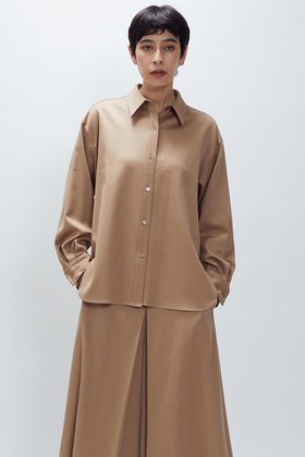【プルミエ アロンディスモン/1er Arrondissement】 ウールサテンシャツ人気、トレンドファッション・服の通販 founy(ファニー) ファッション Fashion レディースファッション Fashion for Women トップス・カットソー Cut & Sew Tops シャツ・ブラウス・オフィスカジュアル Elegant Blouses & Button-Ups おすすめ Recommended / Our Picks なめらか Smooth, Silky Texture サテン Satin, Glossy Fabric シンプル Simple, Minimal スリーブ Sleeve, Long Sleeve / Short Sleeve セットアップ Set-Up, Coordinated Outfit ロング Long, Long-Length エレガント 上品 Elegant 新作・新入荷 New Arrivals / New In A/W・秋冬 Autumn/Winter |ID:prp329100004705687