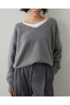 【ウィムガゼット/Whim Gazette】のF/W Vネックプルオーバー 人気、トレンドファッション・服の通販 founy(ファニー) ファッション Fashion レディースファッション Fashion for Women トップス・カットソー Cut & Sew Tops ニット Knit Tops & Sweaters カジュアルプルオーバー・ニットトップス Pullovers & Knit Tops / Casual Pullovers Vネックトップス V-Neck Tops / V-Cut Neckline Shirts おすすめ Recommended / Our Picks インナー Innerwear デコルテ Décolleté, Neckline フォックス Fox, Fox Fur エレガント 上品 Elegant 新作・新入荷 New Arrivals / New In thumbnail グレージュ|ID: prp329100004705698 ipo3291000000033984595