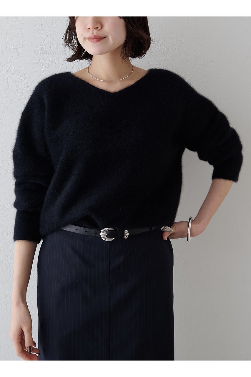 【ウィムガゼット/Whim Gazette】のF/W Vネックプルオーバー インテリア・キッズ・メンズ・レディースファッション・服の通販 founy(ファニー) 　ファッション　Fashion　レディースファッション　Fashion for Women　トップス・カットソー　Cut & Sew Tops　ニット　Knit Tops & Sweaters　カジュアルプルオーバー・ニットトップス　Pullovers & Knit Tops / Casual Pullovers　Vネックトップス　V-Neck Tops / V-Cut Neckline Shirts　おすすめ　Recommended / Our Picks　インナー　Innerwear　デコルテ　Décolleté, Neckline　フォックス　Fox, Fox Fur　ベビー　Baby, Babywear　エレガント 上品　Elegant　ブラック|ID: prp329100004705698 ipo3291000000035042791
