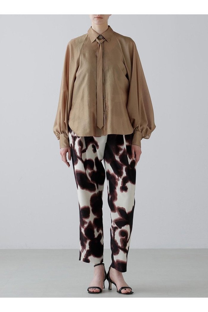 【アドーア/ADORE】のロールシャッハプリントパンツ インテリア・キッズ・メンズ・レディースファッション・服の通販 founy(ファニー) https://founy.com/ ファッション Fashion レディースファッション Fashion for Women パンツ Pants & Trousers テーパード Tapered, Tapered Pants フロント Front, Front Design プリント Print, Printed Pattern モダン Modern, Contemporary 再入荷 Restock / Back in Stock |ID: prp329100004705707 ipo3291000000033984672