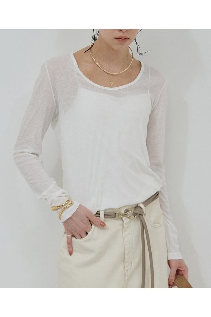 【ガリャルダガランテ/GALLARDAGALANTE】のシアーUネックロンT インテリア・キッズ・メンズ・レディースファッション・服の通販 founy(ファニー) https://founy.com/ ファッション Fashion レディースファッション Fashion for Women トップス・カットソー Cut & Sew Tops シャツ・ブラウス・オフィスカジュアル Elegant Blouses & Button-Ups ロングTシャツ・Tシャツ Longline T-Shirts & Tees カットソー・ベーシックTシャツ Cut-and-Sewn Tops / Stretch Tees & Basics インナー Innerwear シアー Sheer, See-Through ジャケット Jacket, Outerwear スリーブ Sleeve, Long Sleeve / Short Sleeve ロング Long, Long-Length 秋 Autumn |ID: prp329100004705711 ipo3291000000033984703