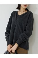 【ガリャルダガランテ/GALLARDAGALANTE】のウールカシミヤタックVプルオーバー 人気、トレンドファッション・服の通販 founy(ファニー) ファッション Fashion レディースファッション Fashion for Women トップス・カットソー Cut & Sew Tops ニット Knit Tops & Sweaters カジュアルプルオーバー・ニットトップス Pullovers & Knit Tops / Casual Pullovers バランス Balance, Style Balance フロント Front, Front Design ボトム Bottoms, Lower Wear 新作・新入荷 New Arrivals / New In |ID:prp329100004705712