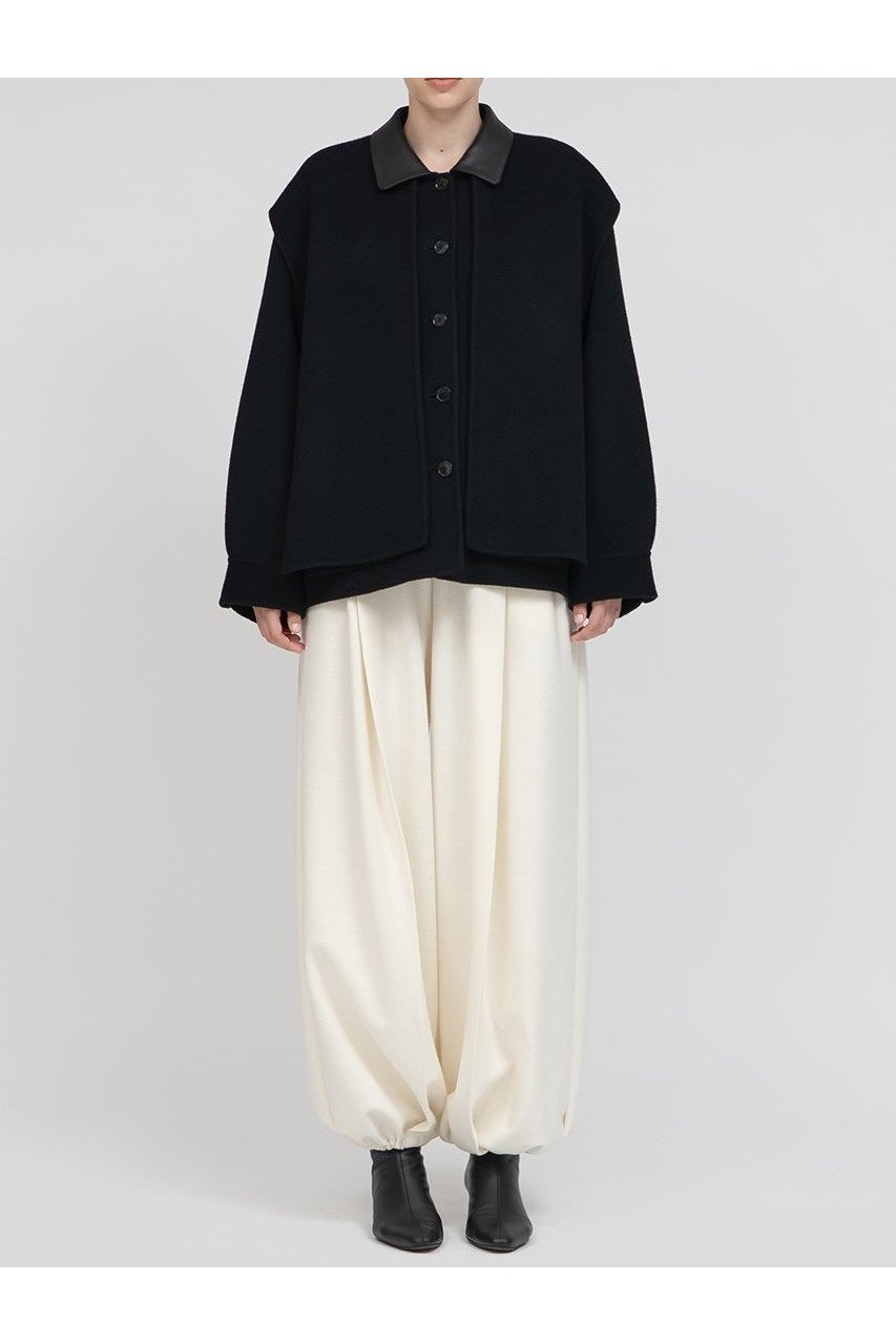 【イロット/IIROT】のダブル クロス ウール シャツ ジャケット 人気、トレンドファッション・服の通販 founy(ファニー) 　ファッション　Fashion　レディースファッション　Fashion for Women　アウター　Coat / Outerwear Collection　レディースジャケット・軽アウター　Jackets　ブルゾンジャケット・スポーティアウター　Blouson Jackets　なめらか　Smooth, Silky Texture　ジャケット　Jacket, Outerwear　ストール　Stole, Wrap　ダブル　Double, Double-Breasted　バランス　Balance, Style Balance　フロント　Front, Front Design　ブルゾン　Blouson, Bomber Jacket　ポケット　Pocket, Pocket Detail　新作・新入荷　New Arrivals / New In　other-5|ID: prp329100004705718 ipo3291000000033984786