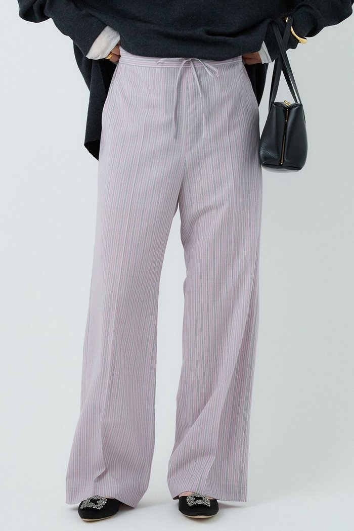 【カオス/Chaos】のイージークラシックパンツ インテリア・キッズ・メンズ・レディースファッション・服の通販 founy(ファニー) https://founy.com/ ファッション Fashion レディースファッション Fashion for Women パンツ Pants & Trousers おすすめ Recommended / Our Picks ストレート Straight, Straight Cut セットアップ Set-Up, Coordinated Outfit センター Center, Center Line パジャマ Pajamas, Sleepwear リラックス Relax, Relaxed Fit |ID: prp329100004705728 ipo3291000000033984870