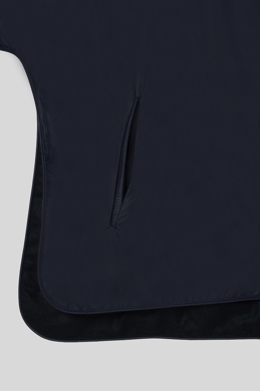 【イロット/IIROT】のタフタ ナイロン プルオーバー 人気、トレンドファッション・服の通販 founy(ファニー) 　ファッション　Fashion　レディースファッション　Fashion for Women　アウター　Coat / Outerwear Collection　ジャケット　Jacket, Outerwear　スリット　Slit, Slit Detail　タフタ　Taffeta, Structured Fabric　ブルゾン　Blouson, Bomber Jacket　モダン　Modern, Contemporary　新作・新入荷　New Arrivals / New In　軽量　Lightweight, Ultra Light　防寒　Cold Protection, Winter-Ready　other-6|ID: prp329100004705732 ipo3291000000033984912