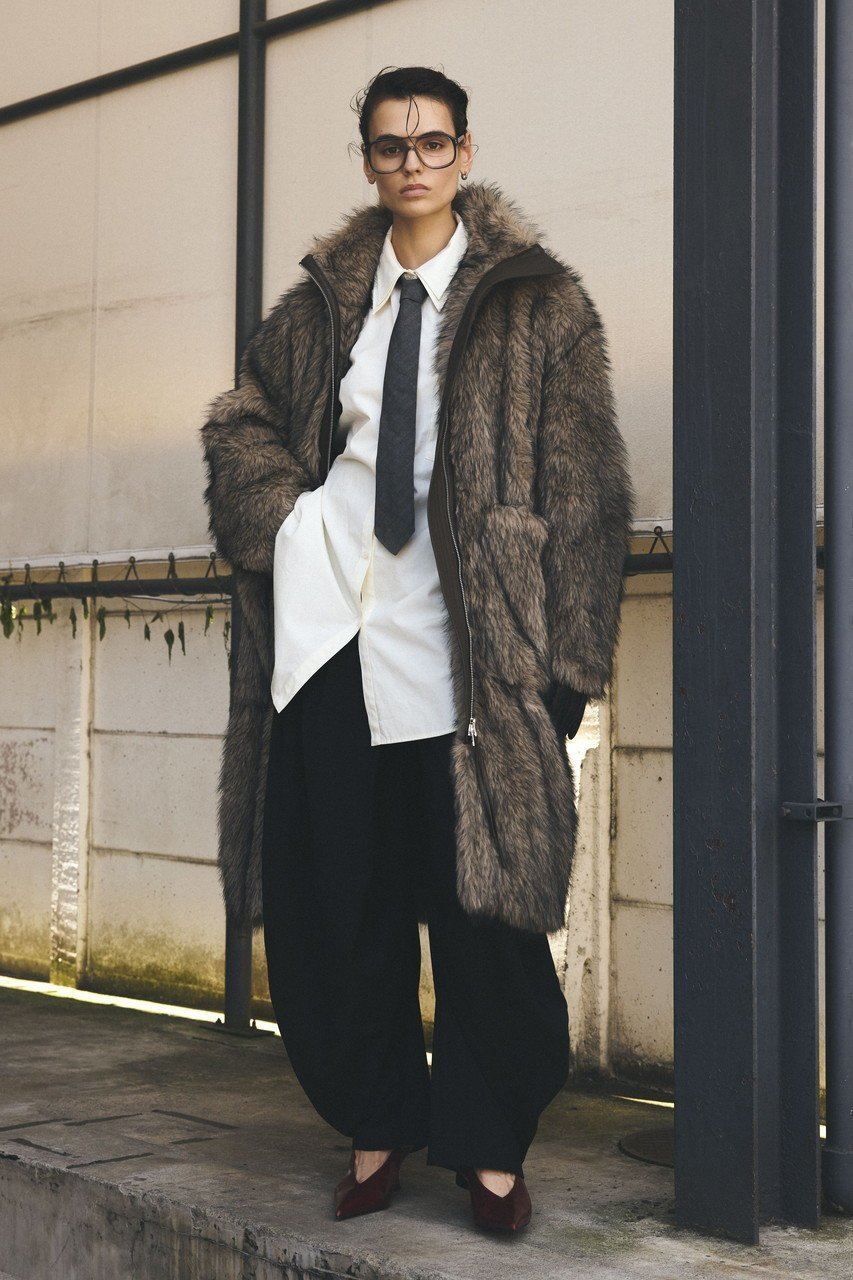 【プランク プロジェクト/PRANK PROJECT】のシンセティックファーロングコート 人気、トレンドファッション・服の通販 founy(ファニー) 　ファッション　Fashion　レディースファッション　Fashion for Women　アウター　Coat / Outerwear Collection　コート・ロングコート・ピーコート　Long Coats, Peacoats & More　ウェーブ　Wavy Pattern　スウェット / スエット　Sweatshirt, Sweatwear　ストレート　Straight, Straight Cut　フェイクファー　Faux Fur, Imitation Fur　ロング　Long, Long-Length　新作・新入荷　New Arrivals / New In　other-6|ID: prp329100004706804 ipo3291000000033995051