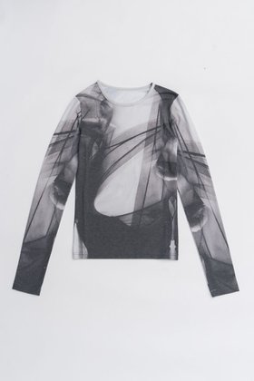 【プランク プロジェクト/PRANK PROJECT】のグラフィッククルートップ 人気、トレンドファッション・服の通販 founy(ファニー) ファッション Fashion レディースファッション Fashion for Women トップス・カットソー Cut & Sew Tops シャツ・ブラウス・オフィスカジュアル Elegant Blouses & Button-Ups ロングTシャツ・Tシャツ Longline T-Shirts & Tees カットソー・ベーシックTシャツ Cut-and-Sewn Tops / Stretch Tees & Basics インナー Innerwear シンプル Simple, Minimal スリーブ Sleeve, Long Sleeve / Short Sleeve プリント Print, Printed Pattern ロング Long, Long-Length 新作・新入荷 New Arrivals / New In |ID:prp329100004706825