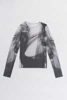 【プランク プロジェクト/PRANK PROJECT】のグラフィッククルートップ 人気、トレンドファッション・服の通販 founy(ファニー) ファッション Fashion レディースファッション Fashion for Women トップス・カットソー Cut & Sew Tops シャツ・ブラウス・オフィスカジュアル Elegant Blouses & Button-Ups ロングTシャツ・Tシャツ Longline T-Shirts & Tees カットソー・ベーシックTシャツ Cut-and-Sewn Tops / Stretch Tees & Basics インナー Innerwear シンプル Simple, Minimal スリーブ Sleeve, Long Sleeve / Short Sleeve プリント Print, Printed Pattern ロング Long, Long-Length 新作・新入荷 New Arrivals / New In |ID:prp329100004706825