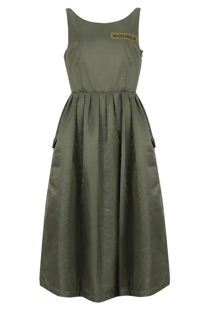 【マディソンブルー/MADISONBLUE】のGATHER PADDING DRESS NY TWILL ギャザーパディングドレス インテリア・キッズ・メンズ・レディースファッション・服の通販 founy(ファニー) https://founy.com/ ファッション Fashion レディースファッション Fashion for Women ワンピース Dresses フォーマル・パーティードレス・結婚式用ドレス Elegant & Casual Dresses チュニック Tunic Tops & Dresses エレガント 上品 Elegant ギャザー Gathered, Ruffled ジャケット Jacket, Outerwear チュニック Tunic, Long Top ドレス Dress, One-Piece フィット Fit, Slim Fit フレア Flare, Flared ロング Long, Long-Length ヴィンテージ Vintage Style 新作・新入荷 New Arrivals / New In 軽量 Lightweight, Ultra Light |ID: prp329100004707943 ipo3291000000034004413