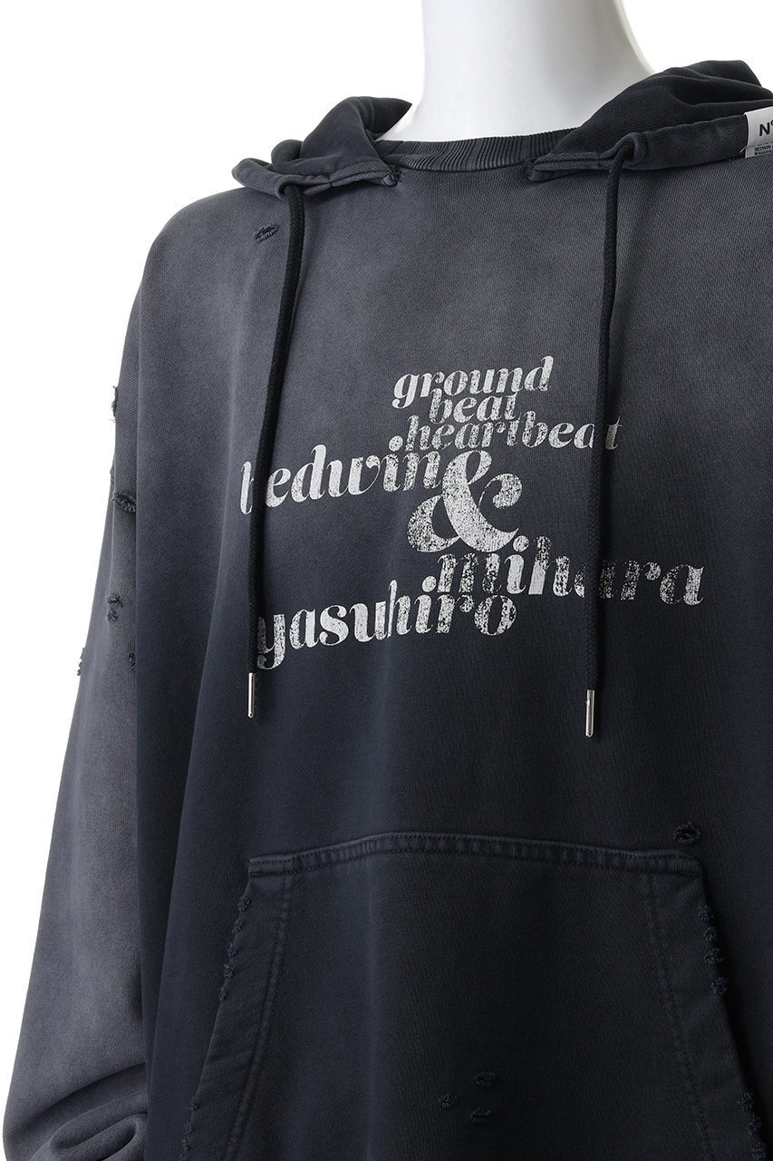 【メゾン ミハラヤスヒロ/Maison MIHARA YASUHIRO / MEN】の【MEN】【Maison MIHARA YASUHIRO × BEDWIN & THE HEARTBREAKERS】 PHOTO PRINT フーディー 人気、トレンドファッション・服の通販 founy(ファニー) 　ファッション　Fashion　メンズファッション　Fashion for Men　トップス・カットソー　Cut & Sew Tops　パーカー・フーディー / カジュアルコーデ　Hoodies & Parkas　メンズシャツ　Shirts　グラデーション　Gradient, Ombre　コラボ　Collaboration, Collab　フロント　Front, Front Design　プリント　Print, Printed Pattern　ボトム　Bottoms, Lower Wear　新作・新入荷　New Arrivals / New In　other-5|ID: prp329100004708030 ipo3291000000034005082
