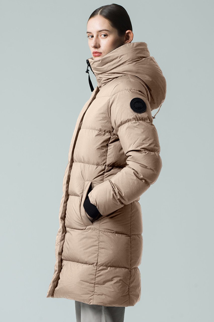 【カナダグース/CANADA GOOSE】の【日本限定】1070WJB Shelburne Parka シェルバーン パーカ 人気、トレンドファッション・服の通販 founy(ファニー) 　ファッション　Fashion　レディースファッション　Fashion for Women　アウター　Coat / Outerwear Collection　レディースジャケット・軽アウター　Jackets　軽量　Lightweight, Ultra Light　シンプル　Simple, Minimal　ジップ　Zip, Zipper　ジャケット　Jacket, Outerwear　ダウン　Down, Puffer　ポケット　Pocket, Pocket Detail　防寒　Cold Protection, Winter-Ready　ラグジュアリー　Luxury, Elegant　リブニット　Rib Knit, Ribbed Knit　冬　Winter / This Winter　other-5|ID: prp329100004708044 ipo3291000000034005332