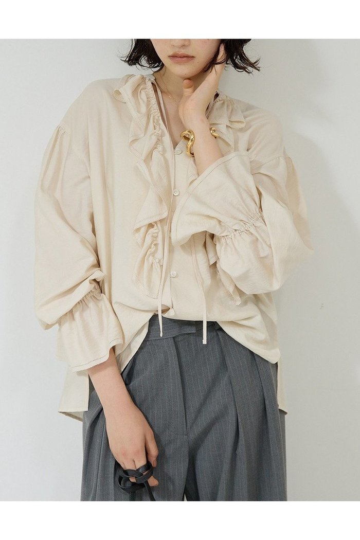 【ガリャルダガランテ/GALLARDAGALANTE】のフリルブラウス インテリア・キッズ・メンズ・レディースファッション・服の通販 founy(ファニー) https://founy.com/ ファッション Fashion レディースファッション Fashion for Women トップス・カットソー Cut & Sew Tops シャツ・ブラウス・オフィスカジュアル Elegant Blouses & Button-Ups スラックス Slacks, Dress Pants スリーブ Sleeve, Long Sleeve / Short Sleeve デニム Denim, Jeans Material フリル Frill, Ruffle ロング Long, Long-Length |ID: prp329100004709205 ipo3291000000034015569