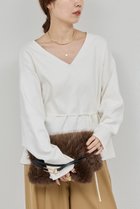 【ガリャルダガランテ/GALLARDAGALANTE】の【CHIKAコラボ】タイ付き総針Vネックニット 人気、トレンドファッション・服の通販 founy(ファニー) ファッション Fashion レディースファッション Fashion for Women トップス・カットソー Cut & Sew Tops ニット Knit Tops & Sweaters カジュアルプルオーバー・ニットトップス Pullovers & Knit Tops / Casual Pullovers Vネックトップス V-Neck Tops / V-Cut Neckline Shirts コラボ Collaboration, Collab シンプル Simple, Minimal スリット Slit, Slit Detail トレンド Trend, Trending Now ボトム Bottoms, Lower Wear 新作・新入荷 New Arrivals / New In thumbnail オフホワイト|ID: prp329100004709207 ipo3291000000034015590