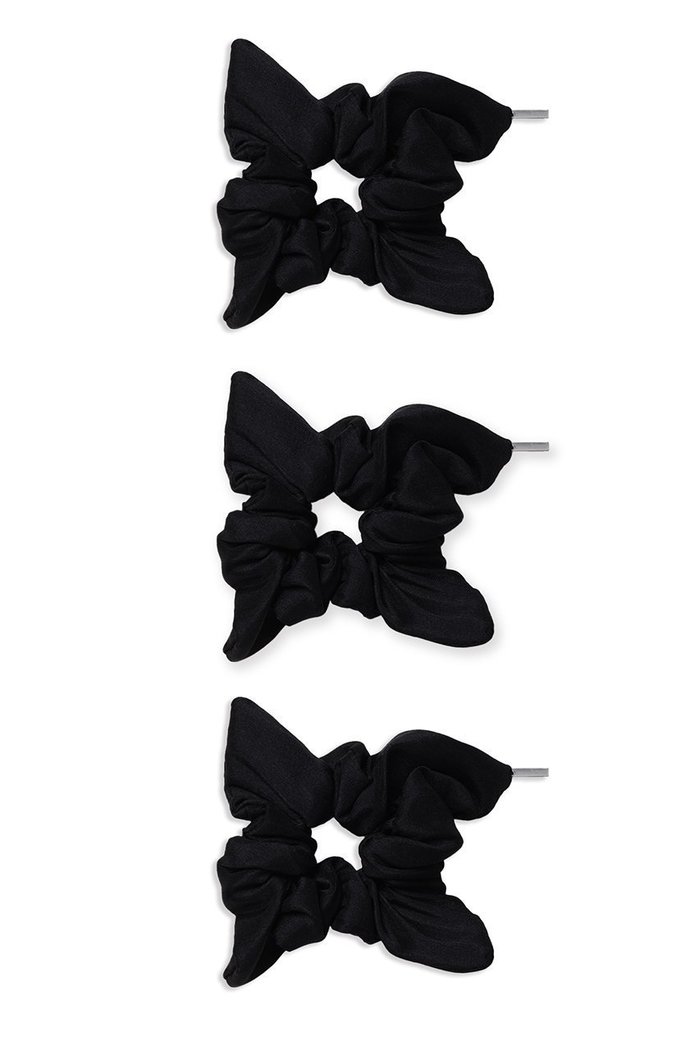 【ヘイップ/heyep】のSilk Square Mini Scrunchie(3P Set) インテリア・キッズ・メンズ・レディースファッション・服の通販 founy(ファニー) https://founy.com/ ファッション Fashion レディースファッション Fashion for Women シュシュ&ヘアアクセ/ヘアアレンジ Scrunchies & Hair Accessories おすすめ Recommended / Our Picks アクセサリー Fashion Accessories エレガント 上品 Elegant シルク Silk, 100% Silk スクエア Square, Square Shape パーティ Party, Party Style フォルム Silhouette, Form 新作・新入荷 New Arrivals / New In |ID: prp329100004709241 ipo3291000000034015894