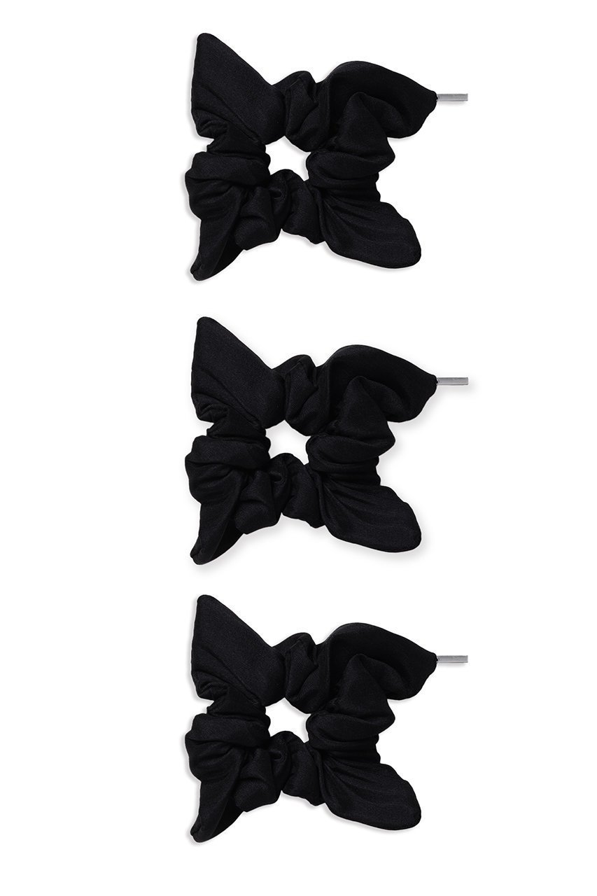 【ヘイップ/heyep】のSilk Square Mini Scrunchie(3P Set) インテリア・キッズ・メンズ・レディースファッション・服の通販 founy(ファニー) 　ファッション　Fashion　レディースファッション　Fashion for Women　シュシュ&ヘアアクセ/ヘアアレンジ　Scrunchies & Hair Accessories　おすすめ　Recommended / Our Picks　アクセサリー　Fashion Accessories　エレガント 上品　Elegant　シルク　Silk, 100% Silk　スクエア　Square, Square Shape　パーティ　Party, Party Style　フォルム　Silhouette, Form　新作・新入荷　New Arrivals / New In　ブラック|ID: prp329100004709241 ipo3291000000034015895