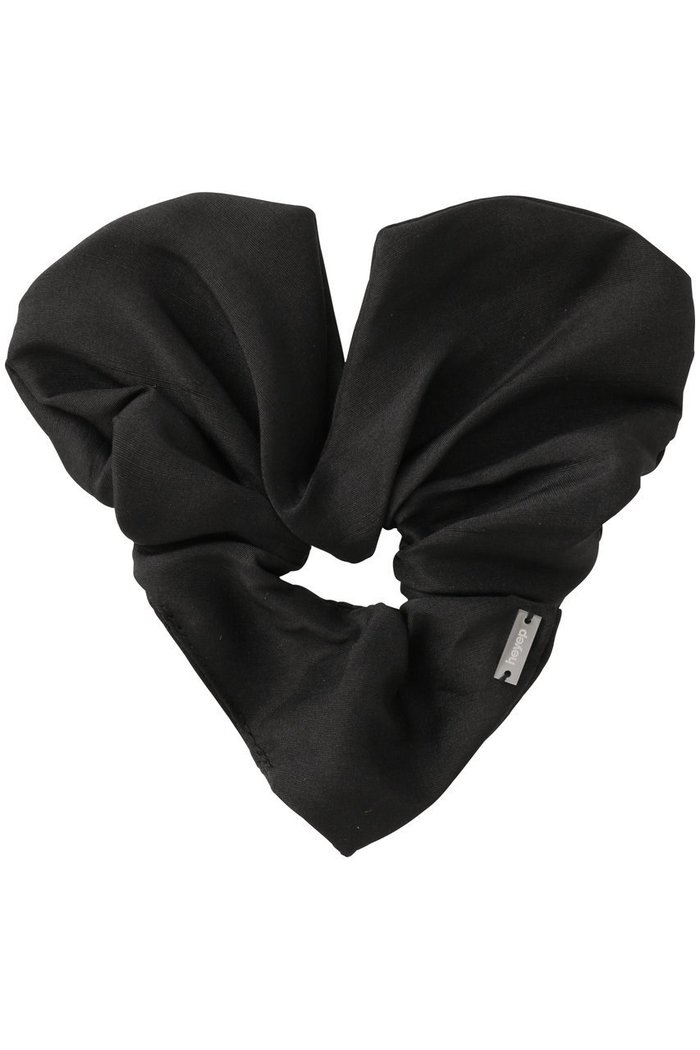 【ヘイップ/heyep】のSilk Heart Scrunchie(Medium) インテリア・キッズ・メンズ・レディースファッション・服の通販 founy(ファニー) https://founy.com/ ファッション Fashion レディースファッション Fashion for Women シュシュ&ヘアアクセ/ヘアアレンジ Scrunchies & Hair Accessories おすすめ Recommended / Our Picks アクセサリー Fashion Accessories エレガント 上品 Elegant シルク Silk, 100% Silk ハーフ Half, Half-Length ポーチ Pouch, Small Case モチーフ Motif, Design Theme 新作・新入荷 New Arrivals / New In 旅行 Travel |ID: prp329100004709243 ipo3291000000034015906